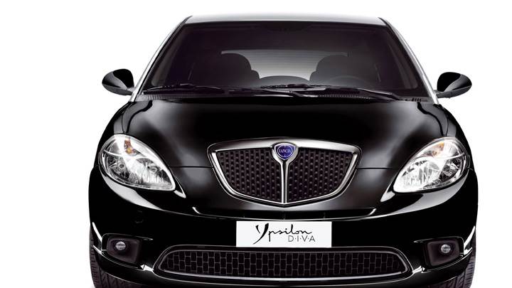 Front Pose Of 2011 Lancia Ypsilon DIVA In Black